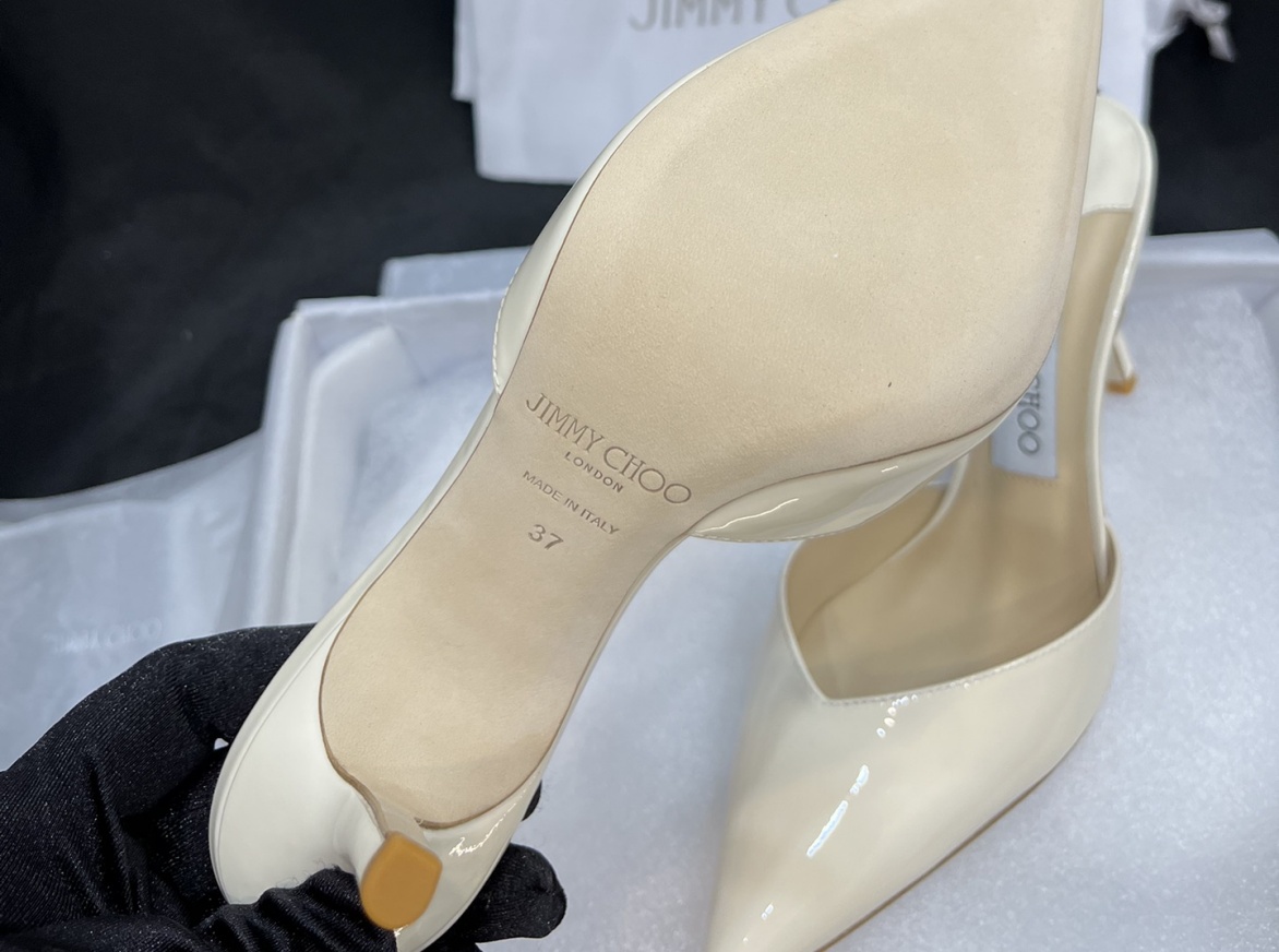 how to spot a fake jimmy choo | jimmy choo fake vs real