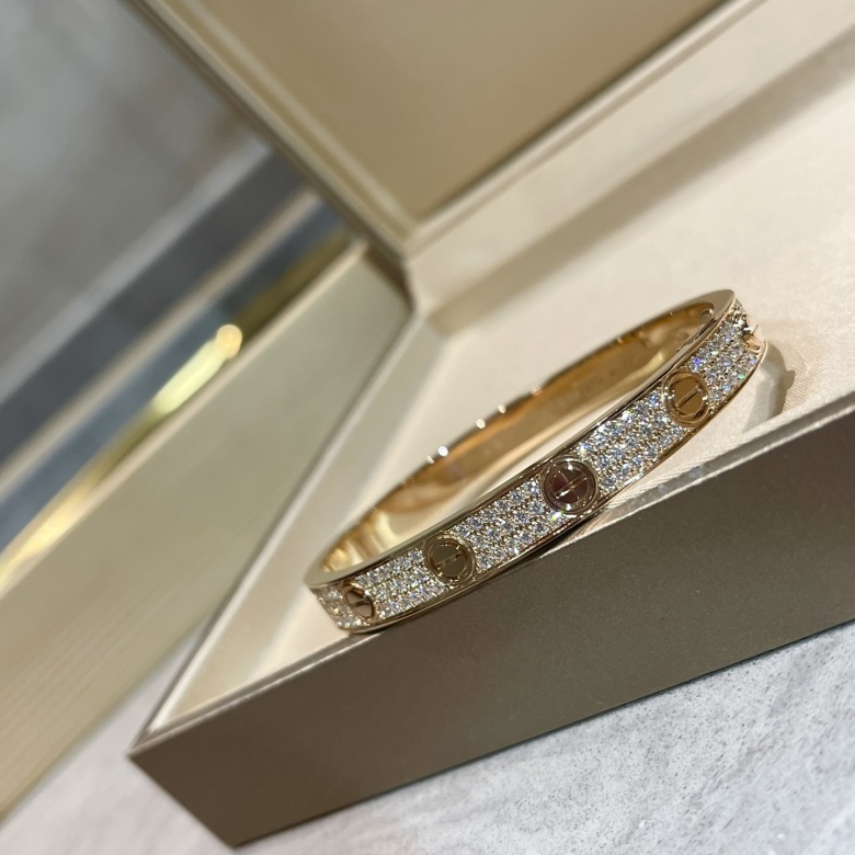 how to spot a fake cartier bracelet