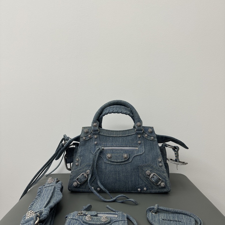 real vs fake balenciaga 