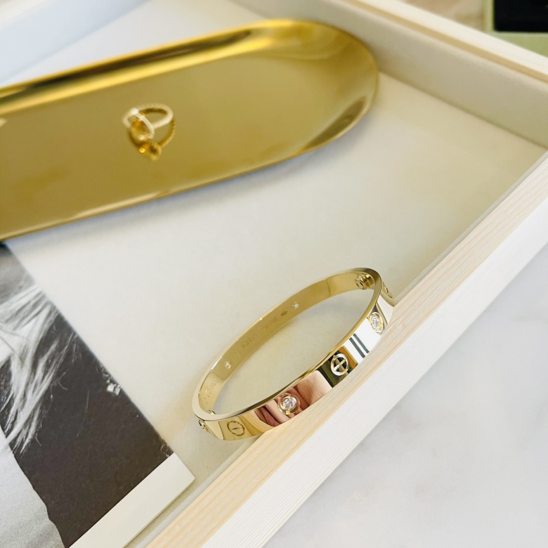 real vs fake cartier buffs