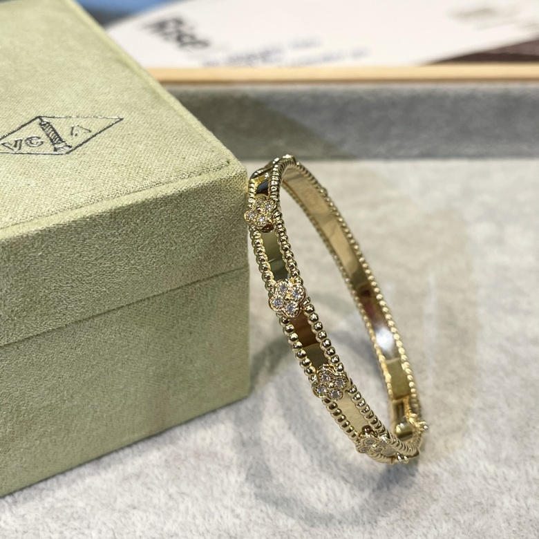 red van cleef bracelet