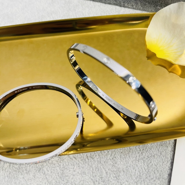 real vs fake cartier buffs