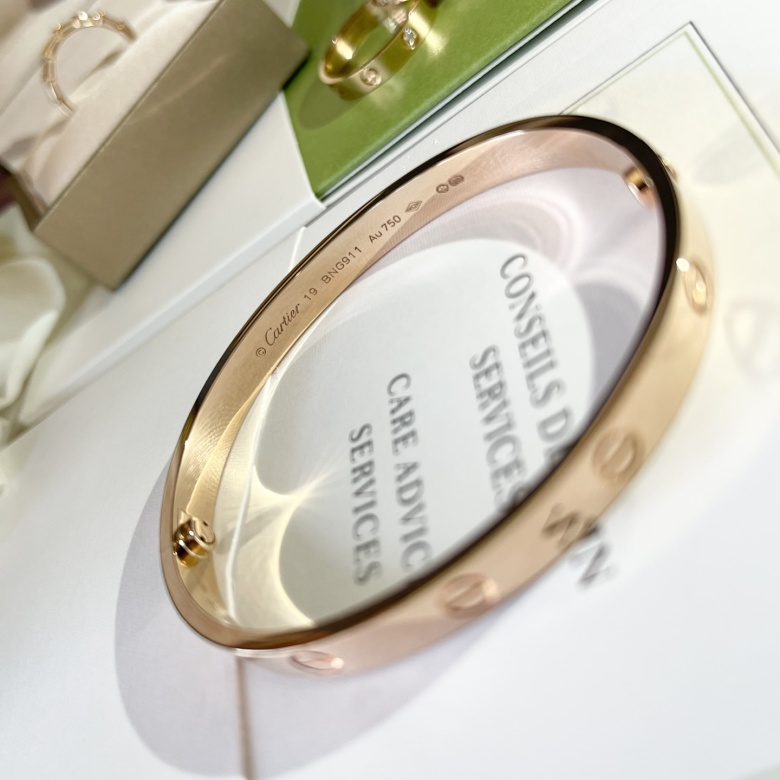 how to spot a fake cartier bracelet