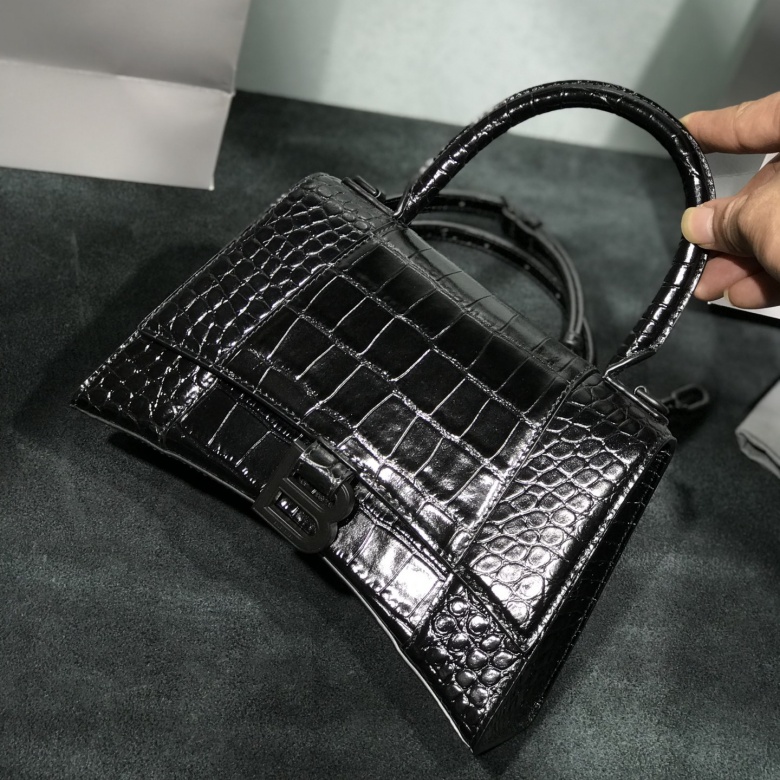 balenciaga hourglass small